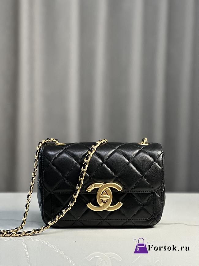 Fortok Chanel 24b Double C Logo Flap Bag Black 13.5x19x7cm - 1