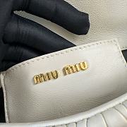Fortok Miu Miu Matelassé Nappa Leather Bag White 18x9.5x4cm - 3