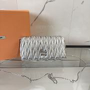 Fortok Miu Miu Matelassé Nappa Leather Bag Silver 18x9.5x4cm - 1