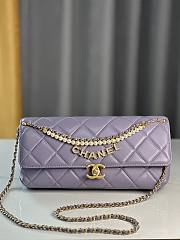 Fortok Chanel 24A Pearl Chain Baguette Bag Purple 13x27x5cm  - 1