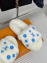 Fortok Louis Vuitton Lujia Fur Slippers White & Blue - 3