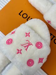 Fortok Louis Vuitton Lujia Fur Slippers White & Pink - 5