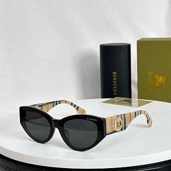 Fortok Burberry Glasses B6002