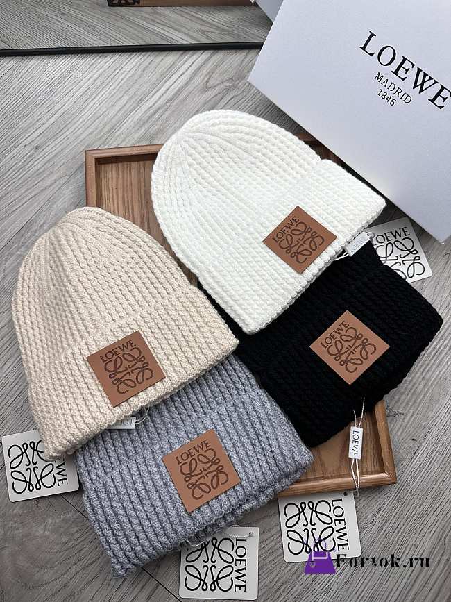 Fortok Loewe Anagram Beanie Black/ White / Beige / Grey - 1