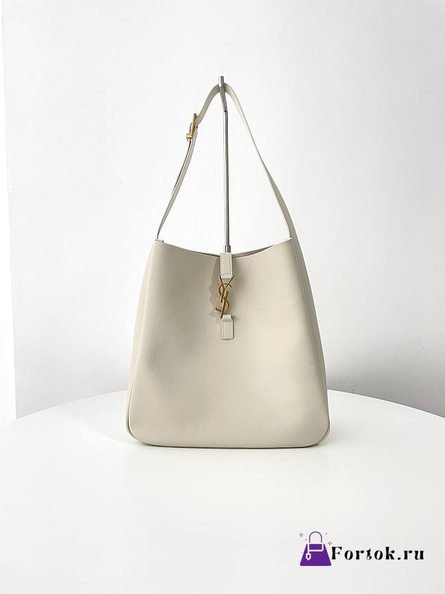 Fortok Saint Laurent Le 5 À 7 Hobo Bag In White Grained Leather 753837 30x31x13cm - 1