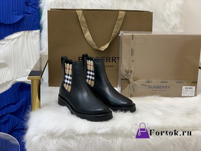 Fortok Burberry Vintage Leather Chelsea Boots Black - 1