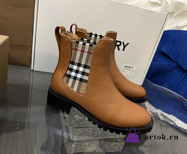 Fortok Burberry Vintage Leather Chelsea Boots Brown - 1