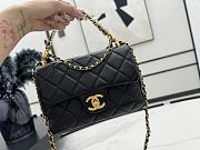 Fortok Chanel Mini Flap Bag Black Shiny Lambskin Pearls & Gold-Tone Metal 12.5x17x5cm - 5