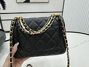 Fortok Chanel Mini Flap Bag Black Shiny Lambskin Pearls & Gold-Tone Metal 12.5x17x5cm - 3