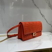 Fortok Fendi Red Baguette Embossed Leather Chain Clutch 21x11.5x5cm - 5