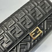 Fortok Fendi Black Baguette Embossed Leather Chain Clutch 21x11.5x5cm - 2