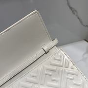 Fortok Fendi White Baguette Embossed Leather Chain Clutch 21x11.5x5cm - 5