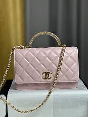 Fortok Chanel 24B twisted Chain Handle Woc Bag Pink 19x12x4.5cm - 1