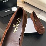 Fortok Chanel Brown Suede And Patent Leather Camellia Ballet Flats - 6