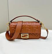 Fortok Fendi Baguette FF Logo Bag in Brown 26x5x13cm - 1