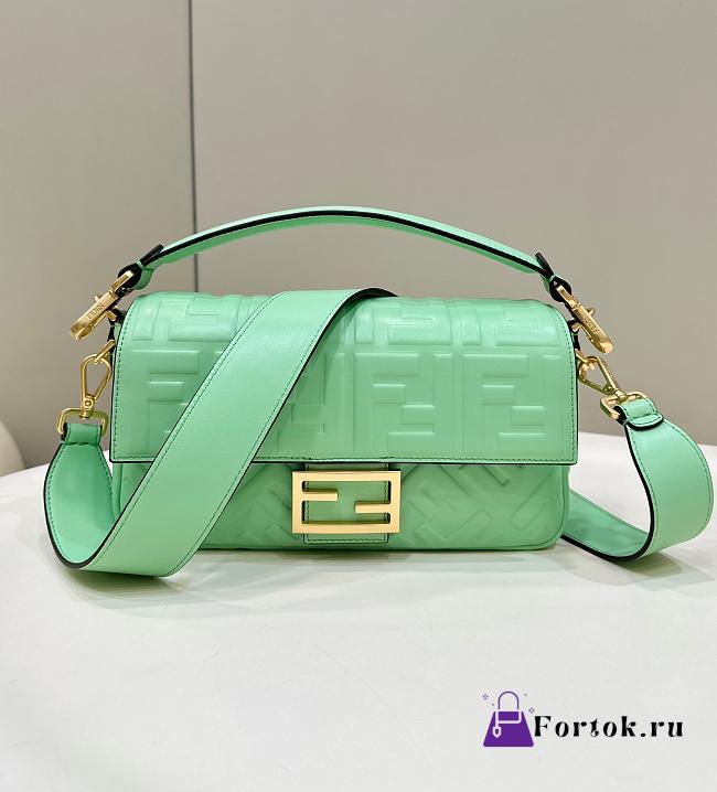 Fortok Fendi Baguette FF Logo Bag in Green 26x5x13cm - 1