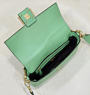 Fortok Fendi Baguette FF Logo Bag in Green 26x5x13cm - 3