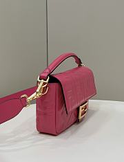 Fortok Fendi Baguette FF Logo Bag in Fuchsia 26x5x13cm - 4