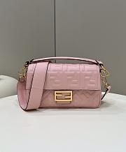 Fortok Fendi Baguette FF Logo Bag in Light Pink 26x5x13cm - 1