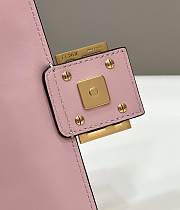 Fortok Fendi Baguette FF Logo Bag in Light Pink 26x5x13cm - 5