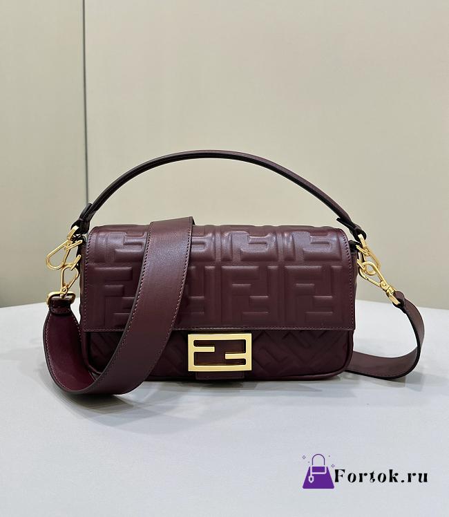 Fortok Fendi Baguette FF Logo Bag in Burgundy 27x5x13cm - 1