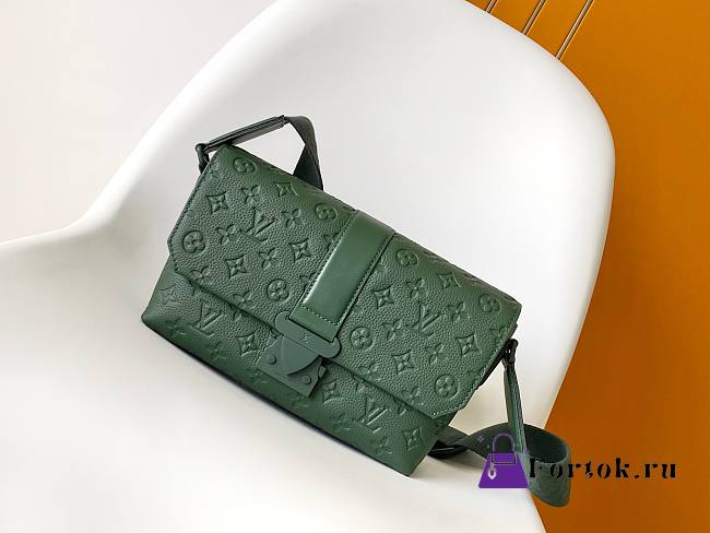 Fortok Louis Vuitton S-Cape Messenger Taurillon Monogram Bag Green M24439 28x16x10cm - 1