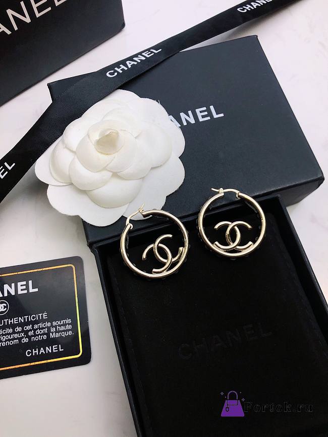 Fortok Chanel Metal Leather CC Earrings - 1