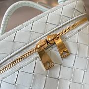 Fortok Bottega Veneta Woven Mini Cosmetic Bag White 743551 18x12.5x8cm - 2
