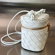 Fortok Bottega Veneta Woven Mini Cosmetic Bag White 743551 18x12.5x8cm - 3