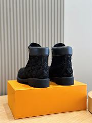 Fortok Louis Vuitton x Timberland Old Flower Ankle Boots Black - 2