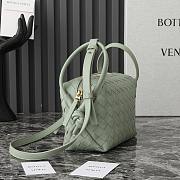 Fortok Bottega Veneta Small Loop Crossbody Bag Green 796615 19x12x9cm - 6