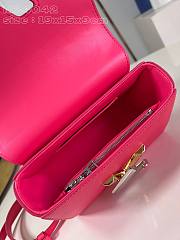 Fortok Louis Vuitton Twist PM Bloom Bag Pink M24042 19x15x9cm - 4