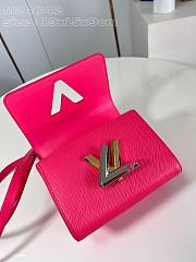 Fortok Louis Vuitton Twist PM Bloom Bag Pink M24042 19x15x9cm - 2
