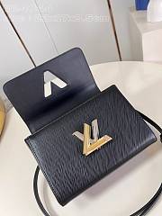 Fortok Louis Vuitton Twist PM Bloom Bag Black M24042 19x15x9cm - 6