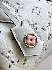 Fortok Louis Vuitton Speedy Bandoulière 20 Monogram Pattern Bag White M11276 20.5x13.5x12cm   - 3