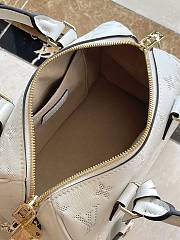Fortok Louis Vuitton Speedy Bandoulière 20 Monogram Pattern Bag White M11276 20.5x13.5x12cm   - 6