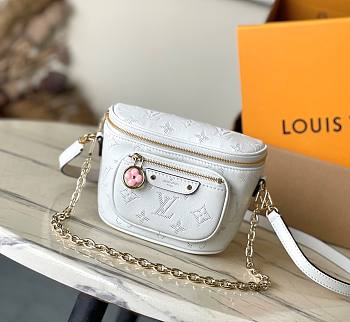Fortok Louis Vuitton Mini Bumbag White M11300 17x12x9.5cm
