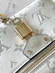 Fortok Louis Vuitton Vanity Pouch Handbag White M11298 19x11.5x6.5cm - 4