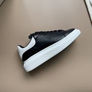 Fortok Alexander McQueen Oversized Sneakers Black White  - 4