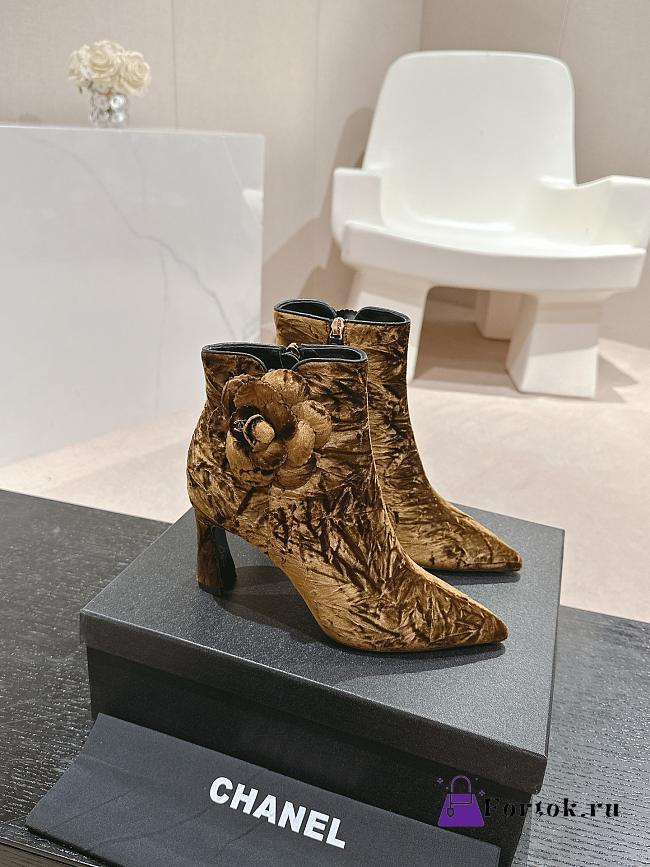 Fortok Chanel Camellia Brown Suede Heeled Ankle Boots - 1