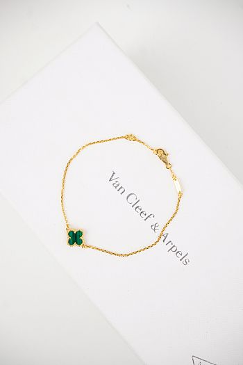 Fortok Van Cleef & Arpels Mini Single Flower Bracelet Gold