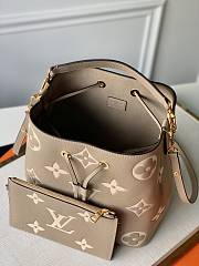 Fortok Louis Vuitton NéoNoé MM Bicolor Bucket Bag M45555 26x26x17.5cm - 4