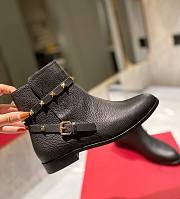 Fortok Valentino Garavani Grained Calfskin Rockstud Single Buckle Cowboy Ankle Boots Black - 1