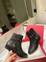 Fortok Valentino Garavani Grained Calfskin Rockstud Single Buckle Cowboy Ankle Boots Black - 5