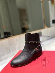 Fortok Valentino Garavani Grained Calfskin Rockstud Single Buckle Cowboy Ankle Boots Black - 3
