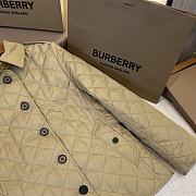 Fortok Burberry Frankby Quilted Jacket in Beige / Black  - 4