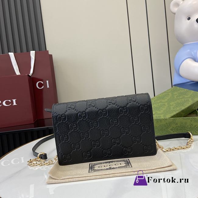 Fortok Gucci GG Emblem Super Mini Shoulder Bag Black 818705 20x12.5x4cm - 1