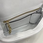 Fortok Gucci GG Milano Small Handbag White 806017 21x12.5x4.6cm - 3