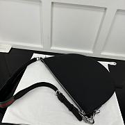 Fortok Gucci B Small Crossbody Bag Black 801887 40x31x3cm - 2
