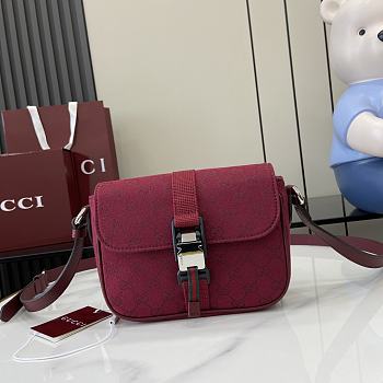 Fortok Gucci GG Mini Crossbody Bag Red Original GG Canvas 802100 20x14x6.5cm
